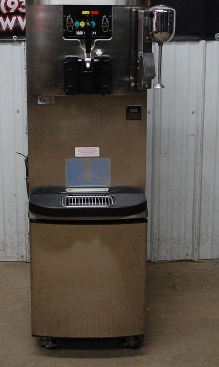 Taylor C707 Air Cooled Soft Serve Single Flavor Ice Cream Machine