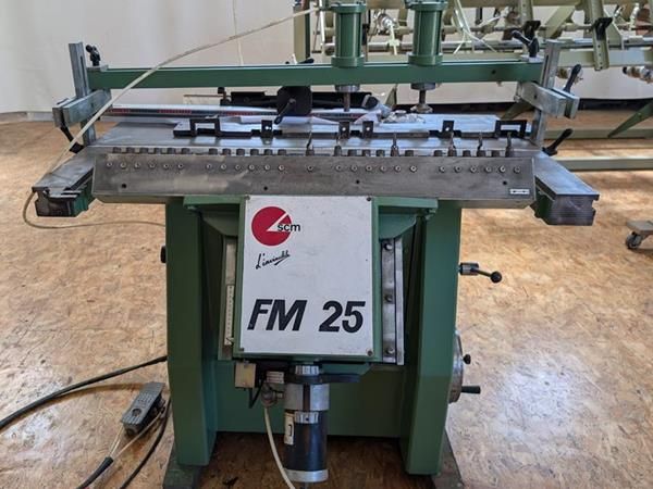 SCM FM 25 Invincible