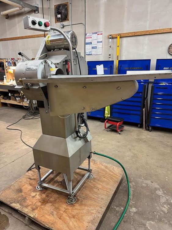 A&K Hand Feed Sweet Corn Power Cutter