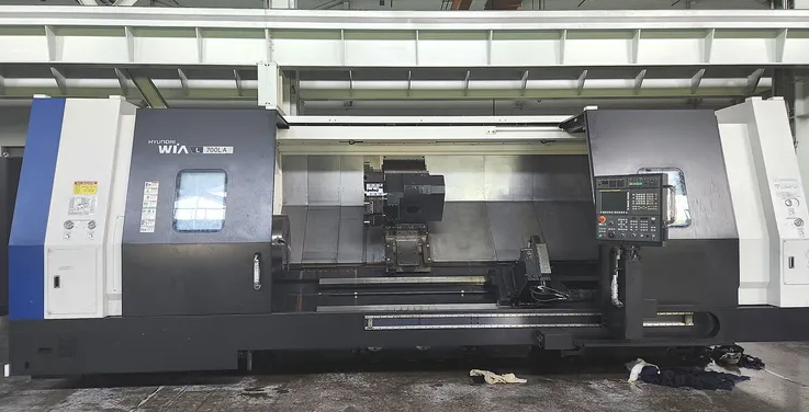 Hyundai Fanuc 32iB CNC Control 1500 RPM WIA L700LA 2 Axis