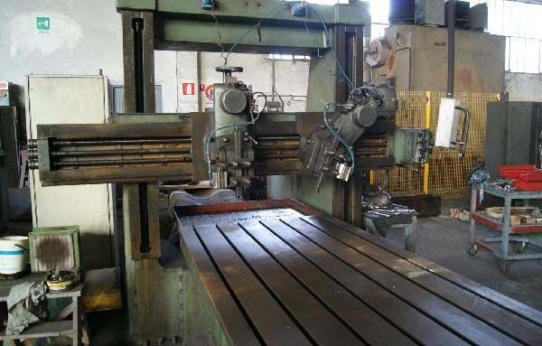 Carnaghi Planing Machine - Double Column  Variable