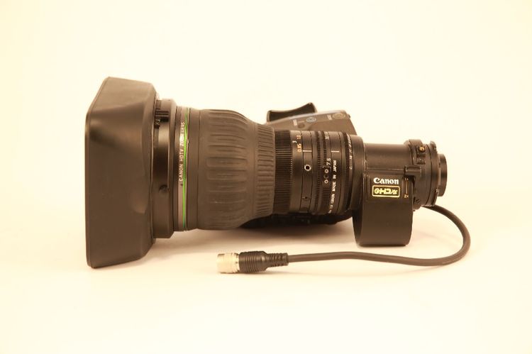 Canon HJ22ex7.6B-IRSE 2/3" Hi Def ENG Lens With Controls