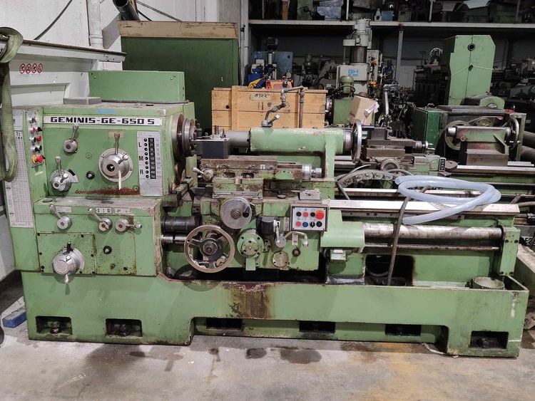 Geminis Engine Lathe 1000 rpm GE650S