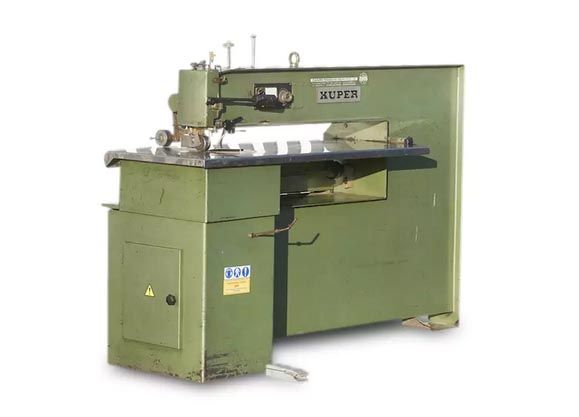 Kuper Veneer / splicing machine