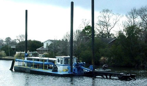 DSC Barracuda 10-Inch Swinging Ladder Dredge Cutting force: 4,630 lbs