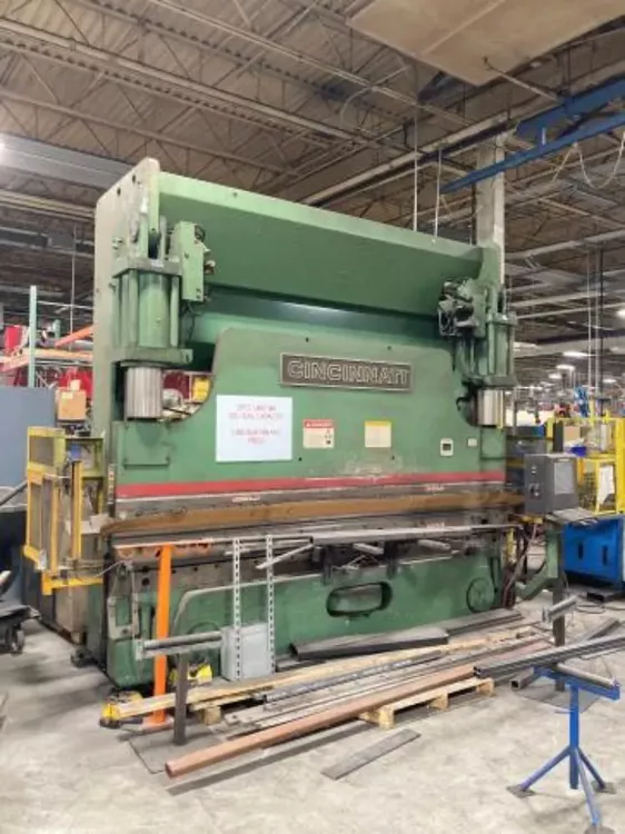 Cincinnati 230AF X 10 FT 230 TON X 144"