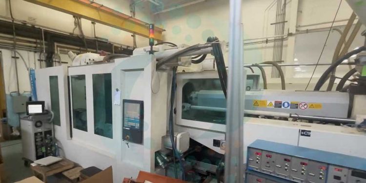 Krauss Maffei 90 oz. Injection Molding Machine 650 T