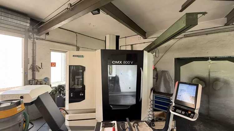 DMG CMX 800 V 3 Axis