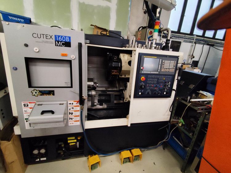 Hwacheon FANUC i Series RPM 4500 CUTEX-160B MC 2 Axis