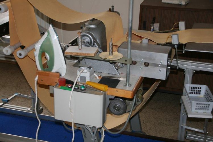 Beckman Automatic for cleaning cloth production