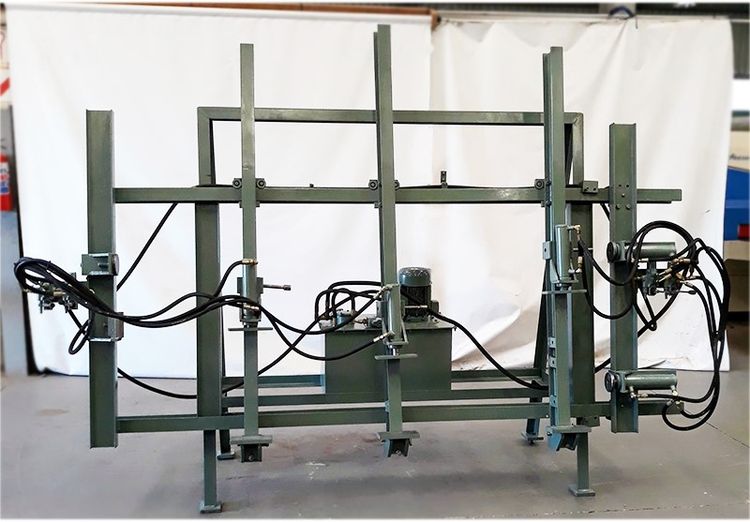 IWM HYDRAULIC DOOR PRESS