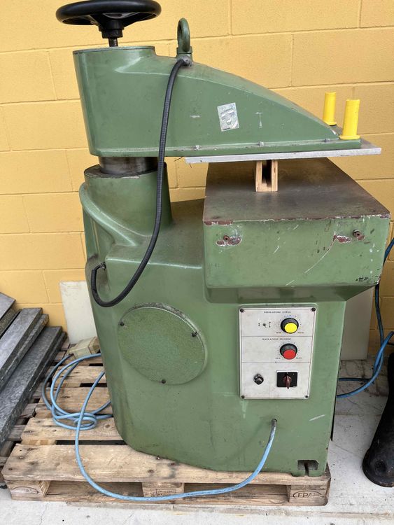 Sitpa swing-arm die-cutting machine