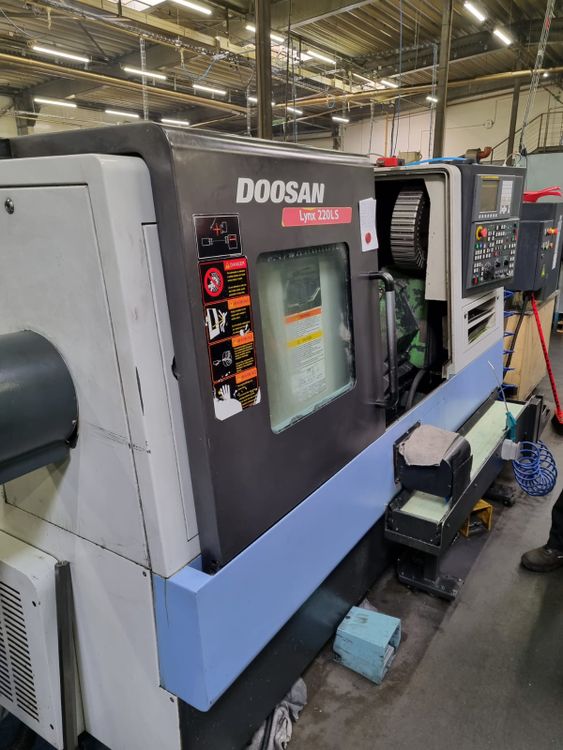 Doosan CNC Control 6000 rpm LYNX 220 LS 2 Axis