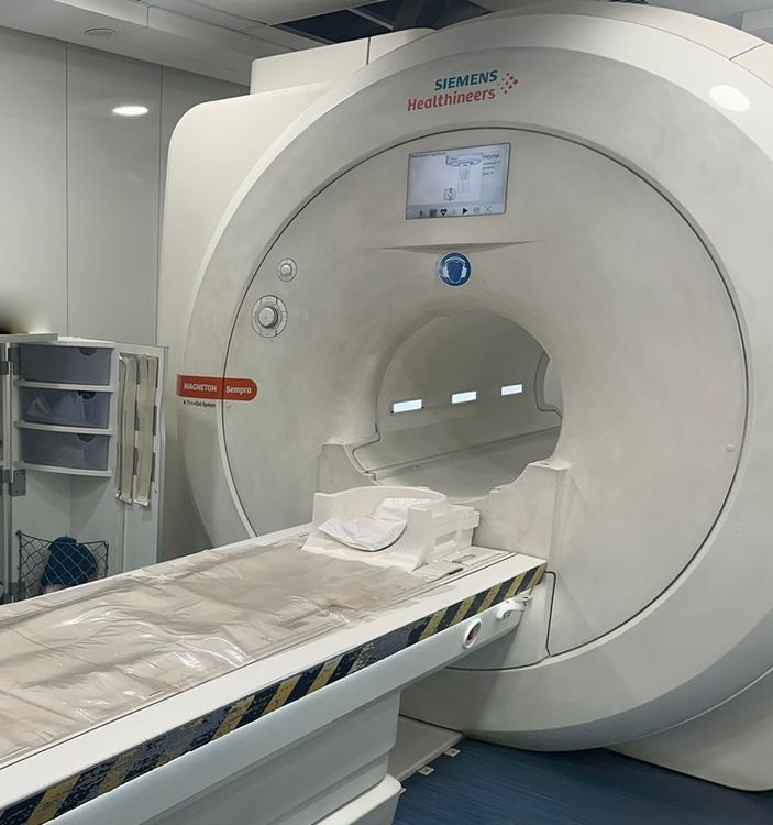 Siemens MAGNETOM Sempra 1.5T MRI