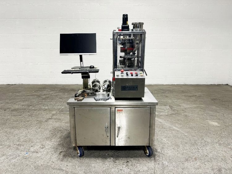 Riva D-8 Rotary Tablet Press