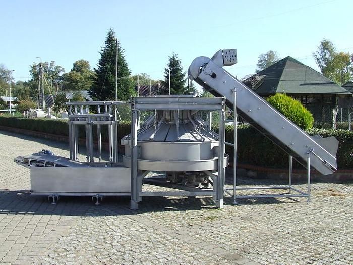 brush washing root vegetables