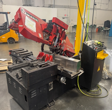 Amada HA-250W  Band saw Semiautomatic