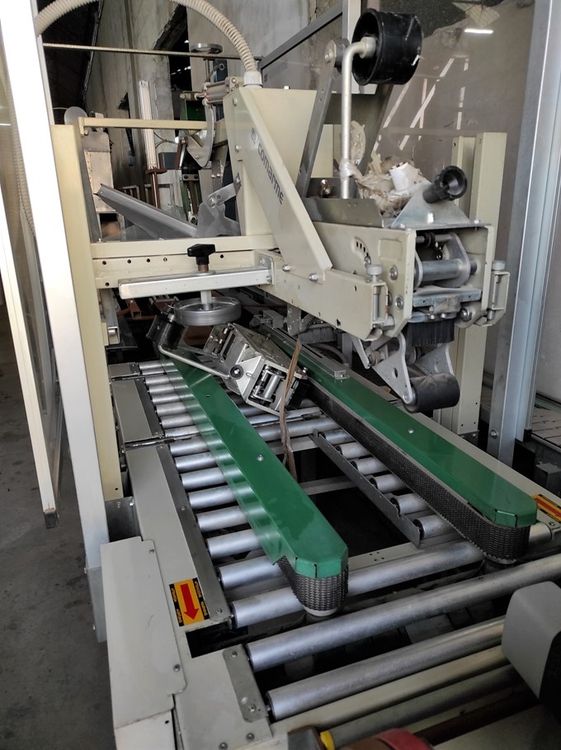 Comarme GEM-F47 Case sealing machine with pneumatic press