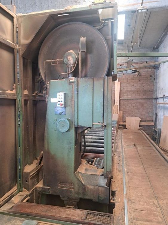 Primultini 1300 Log sawing