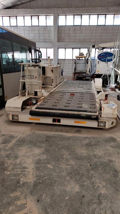 FMC CLT-8 speedloader
