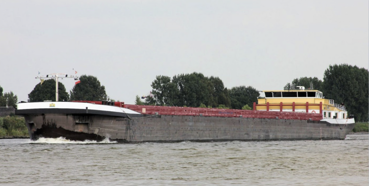 Dry Cargo Vessel Payload capacity: 5,082.394 tons at 3.62 meters.