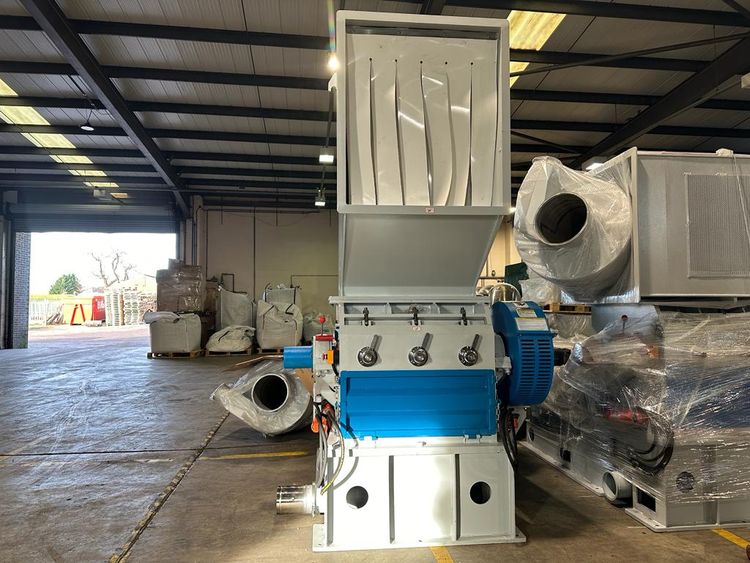 WHC 800/450 Granulator