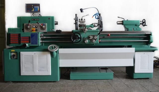 TOS Engine Lathe Variable Speed SV 18RA/1000