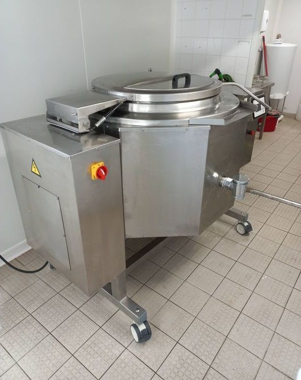 Double bottom stockpot