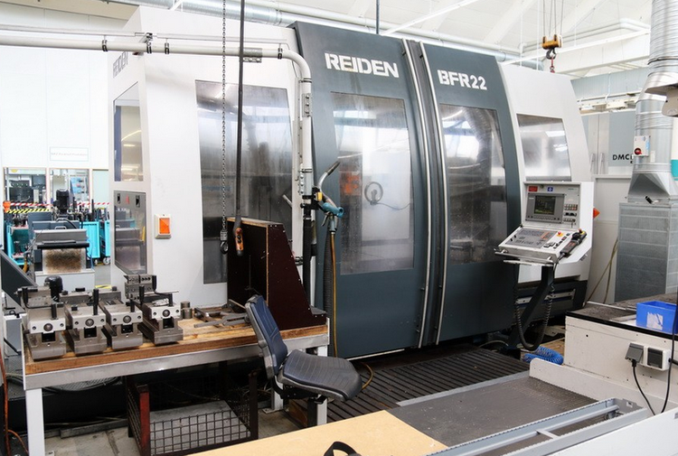 Reiden TNC 430 Heidenhain 5.000 min/-1 BFR 22 3 Axis