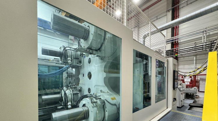 Krauss Maffei KM1300 - 8100 MX 1300 T