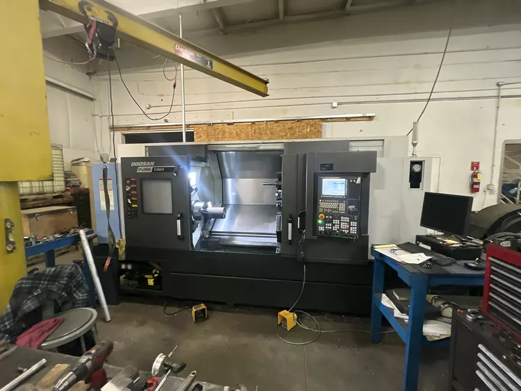Doosan Fanuc i Series Control 2800 rpm PUMA 3100LY 2 Axis