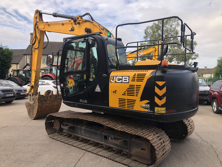 JCB JS130 Tracked Excavator
