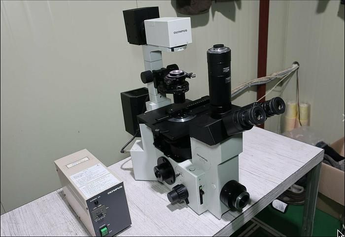 Olympus IX70 Inverted contrast Fluorescence Microscope