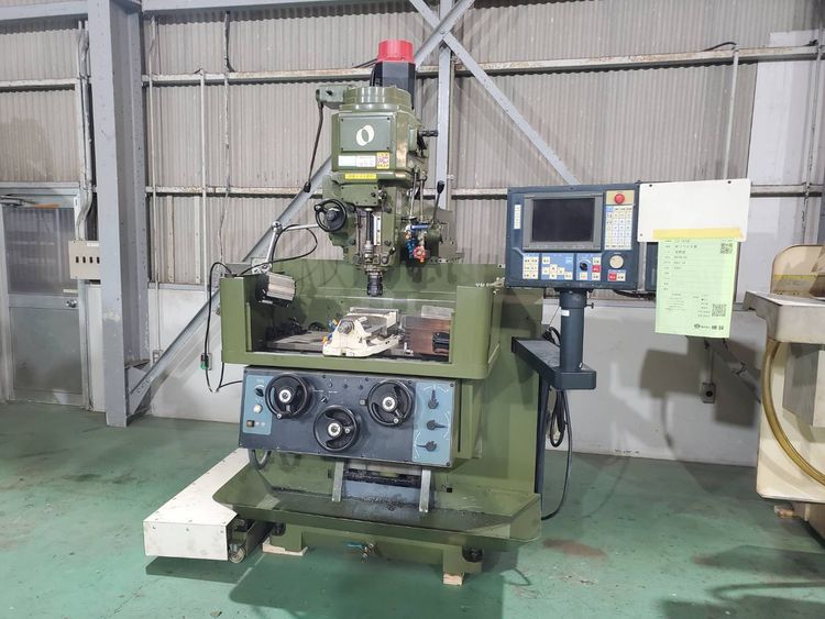 Makino KEVA-55 Vertical 4000 rpm
