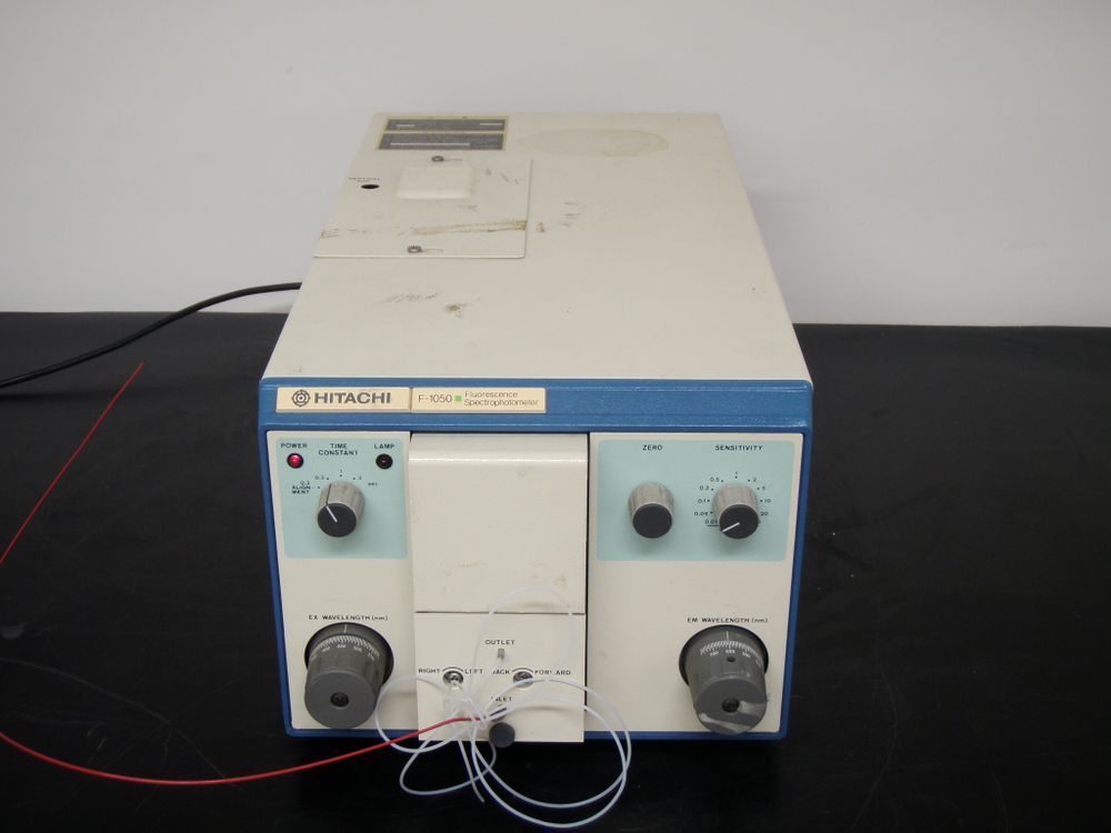 Hitachi F1050 Fluorescence Spectrophotometer