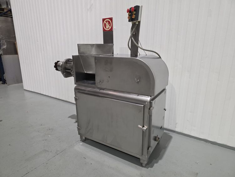 PDE500 Separadora de pollo MEYN-POSS mod PDE500