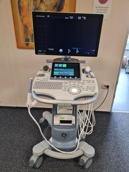 GE Voluson S10 Ultrasound Machine