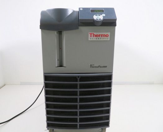 Thermo Scientific Thermoflex 900 Recirculating Chiller 7999