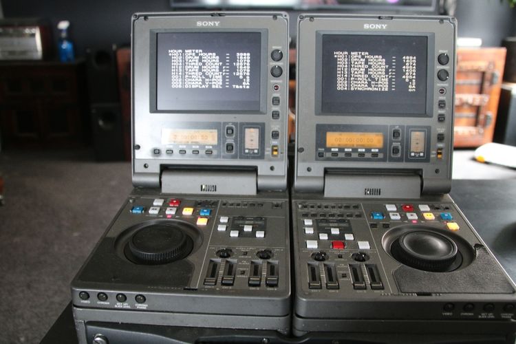 Sony DNW-A25P Recorders