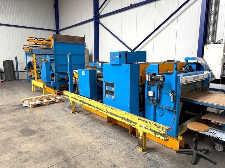 Forstner 1250 x 2 mm slitting & cut to length CNC Capacity per decoiler 3 ton