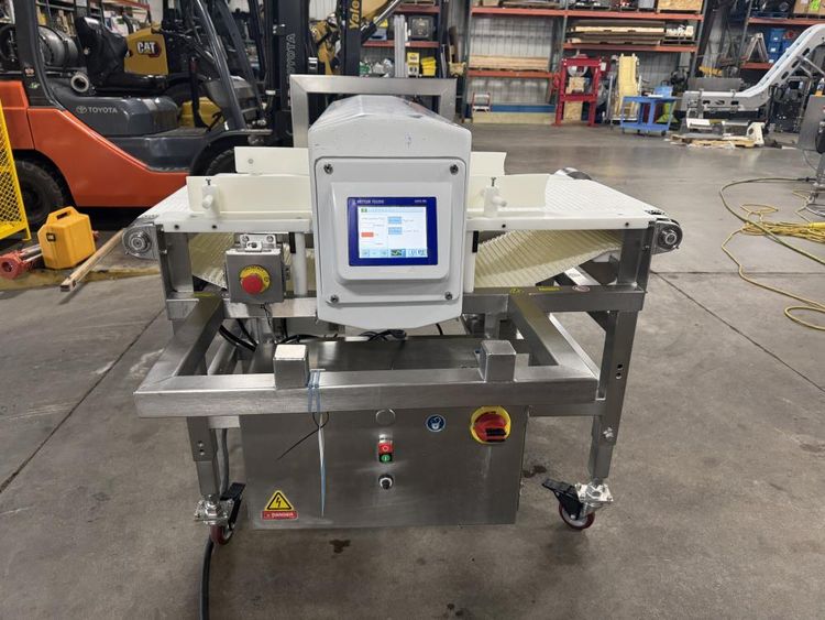 Mettler Toledo Metal Detector with Conveyor