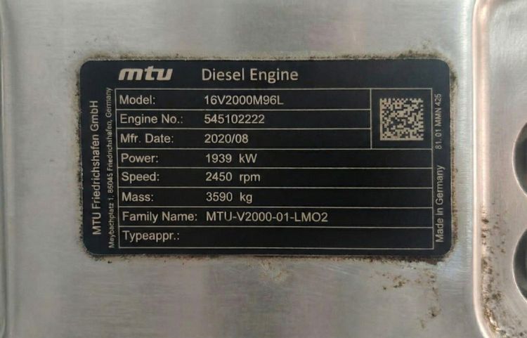 2 MTU 16V200096L Used good Complete engine With Gear box