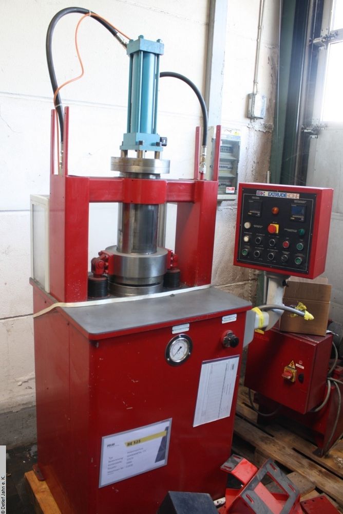 Kennametal Extrude Hone Machine Model 77C