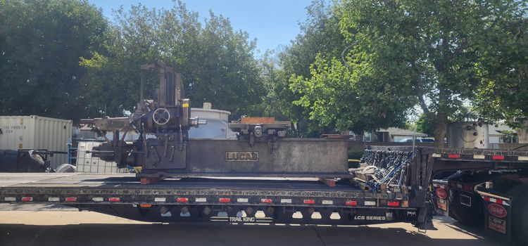 Lucas Model 41 24" Spindle Feed ~10 – 1,200+ RPM (variable speed or gear driven)