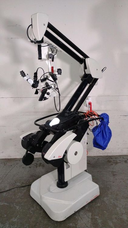 Leica M-500N Surgical Microscope