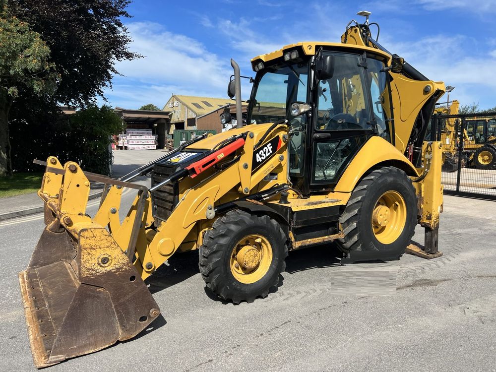 Caterpillar 432F Backhoe Loader