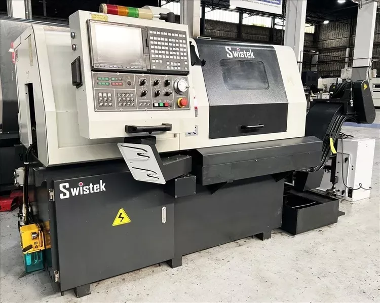 Mitsubishi M70 control Variable Speed SWISTEK AS20T 7 Axis