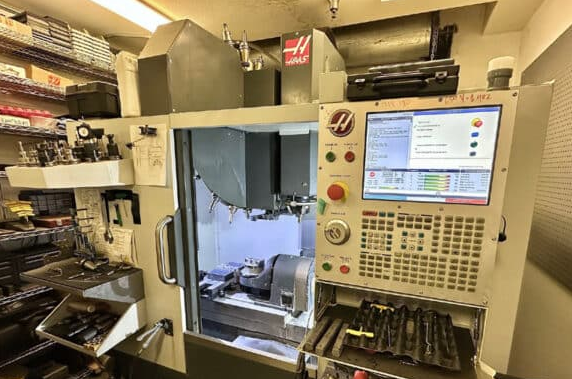 Haas DM-2 5-Axis CNC Mill 5 Axis
