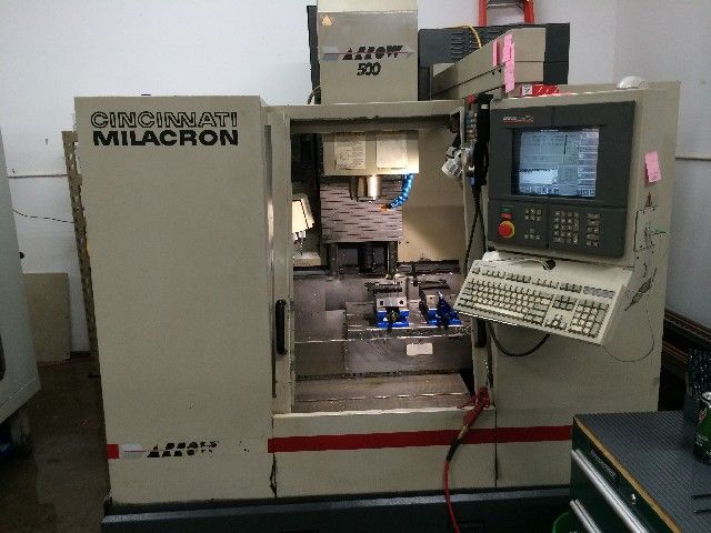 Cincinnati Milacron Arrow 500 3 Axis