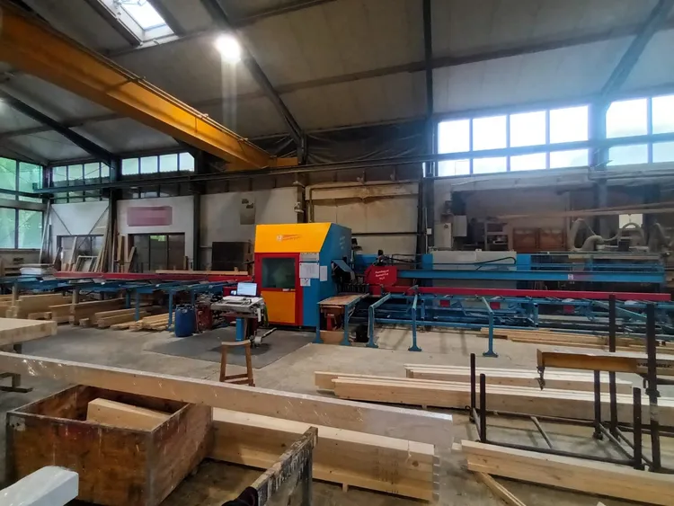 Hundegger SC3-200 Joinery machine